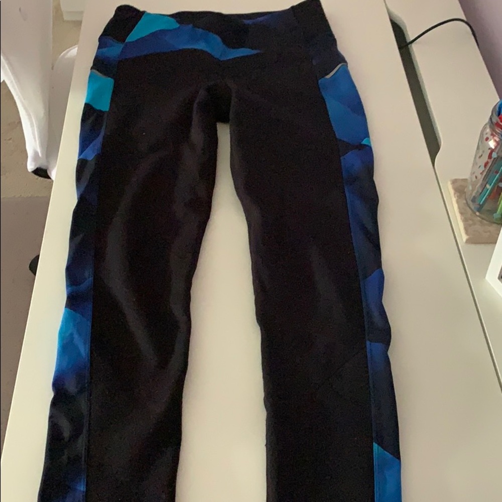 Black leggings from Athleta!